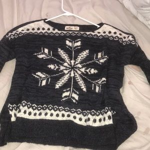 Hollister knit sweater